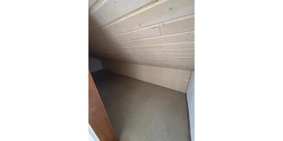 Dachgeschoßwohnung Appenweier - 4 Zimmer, 100 m&sup2;, 900&euro; | Angebot:25284005