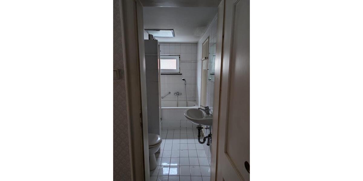 Reihenhaus Hildesheim - 5 Zimmer, 132 m&sup2;, 1.450&euro; | Angebot:26202208