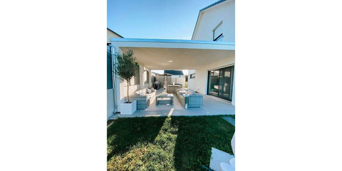 Modernes, schönes Einfamilienhaus, mit Blick ins Grüne in Weil der Stadt 4 zimmer