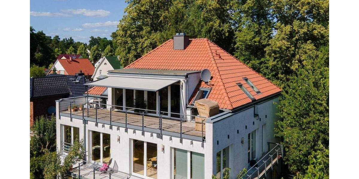 Top-Wohnung mit Seeblick in Wandlitz - Einbauküche, Fußbodenheizung, zwei Bäder, Kamin, Dachterrasse 3 zimmer