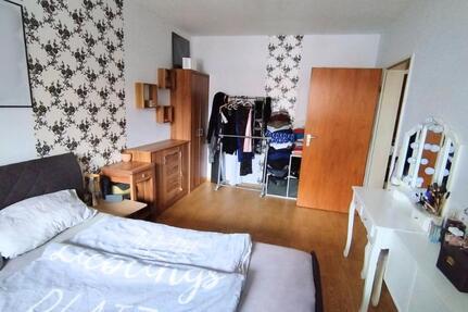 WBS!!! Zentrale 2-Zimmer-Wohnung mit Balkon in Steinheim