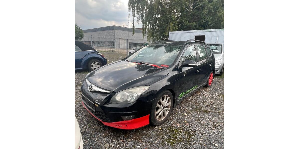 Hyundai i30 206.000 km 990 &euro; Mönchengladbach 41066