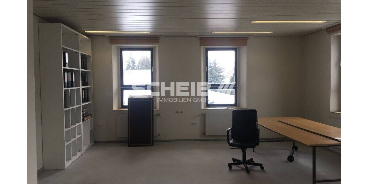 Schöne Büroräume in gut sichtbarer Lage zimmer