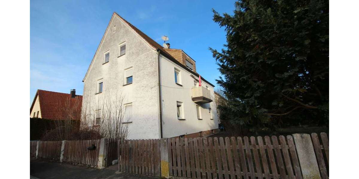 Haus zum Kaufen in Dillingen an der Donau 349.000 € 245 m² 11 zimmer