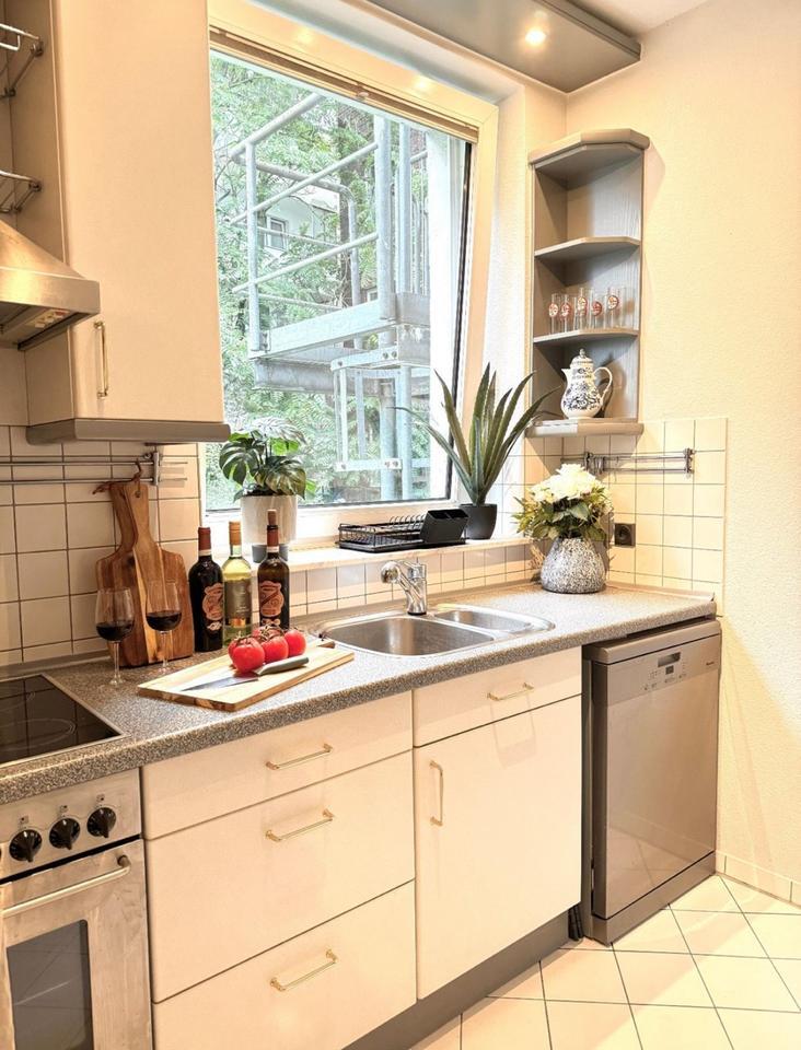 Haus mit Garage, Balkons, inkl. aller Nebenkosten