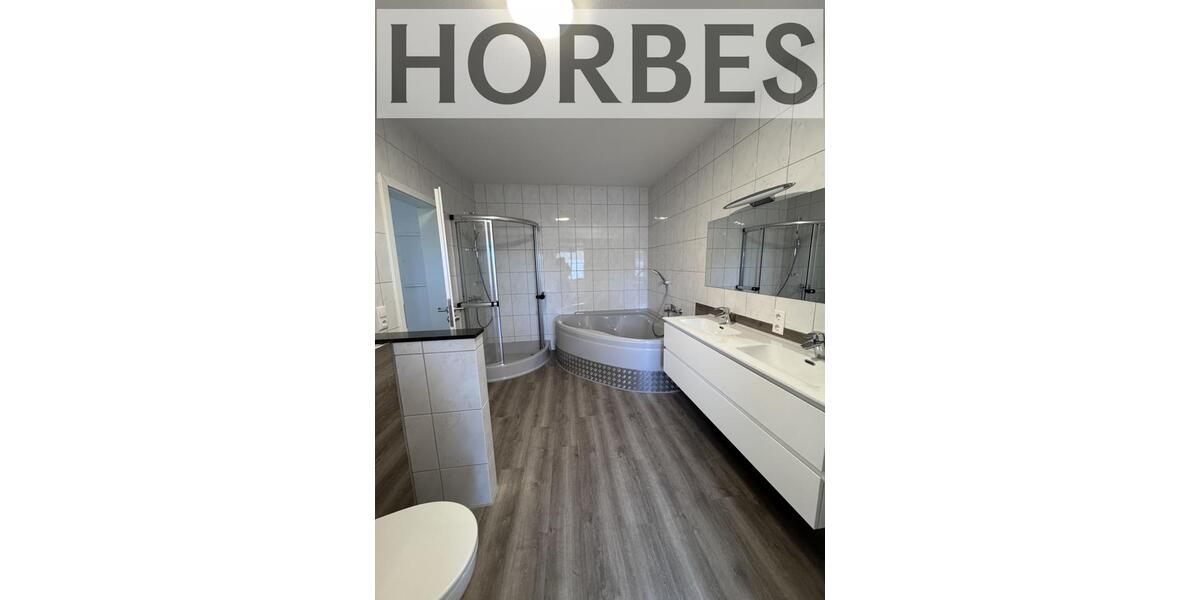 Dachgeschoßwohnung Zwickau Zwickau-Nord - 2 Zimmer, 106 m&sup2;, 850&euro; | Angebot:24874264