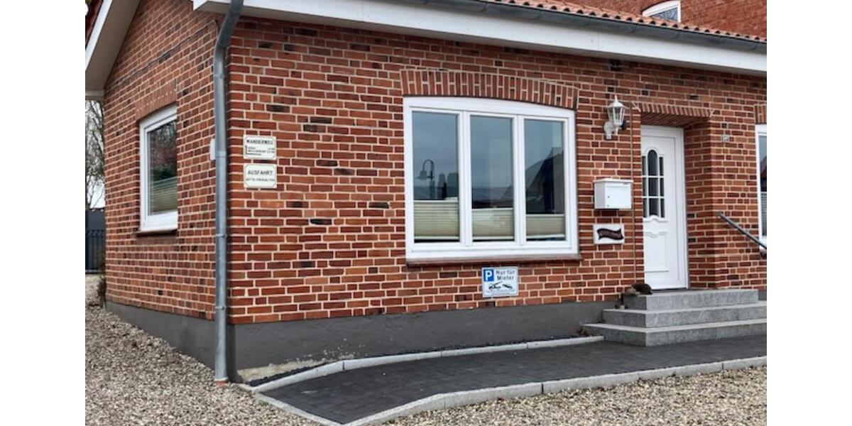 Erdgeschoßwohnung Neukirchen - 1.5 Zimmer, 25 m&sup2;, 330&euro; | Angebot:25960940