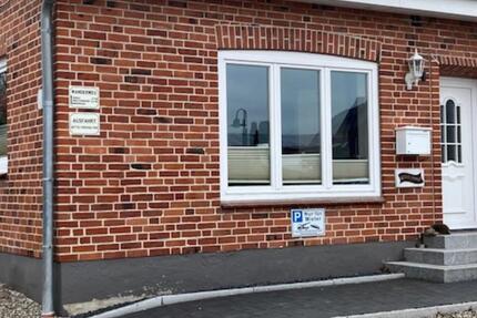 Wohnung Neukirchen - 1.5 Zimmer, 25 m&sup2;, 330&euro; | Angebot:25960940