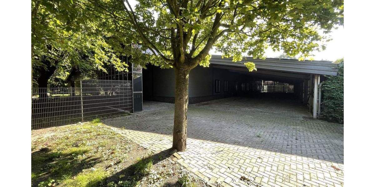 Hochwertige Lager-Produktionshalle, mit modernem und großem Betriebsleiterwohnhaus (provisionsfrei) zimmer