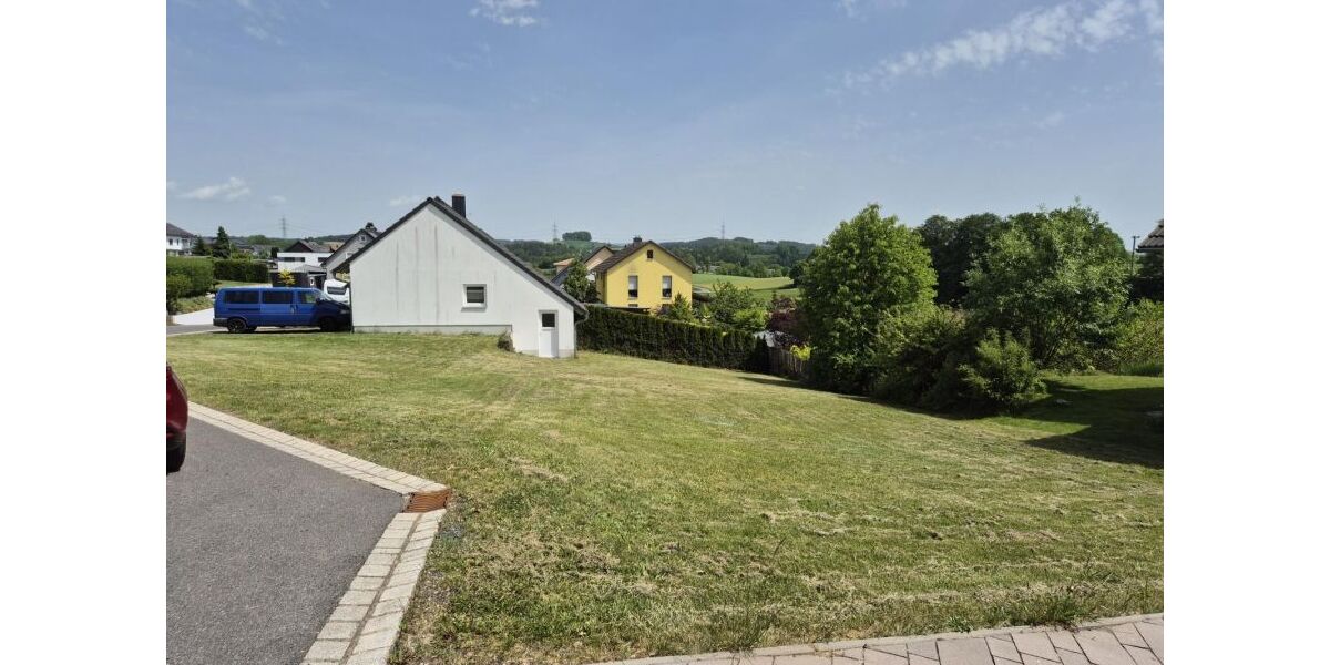 Provisionsfrei* Voll erschlossenes Baugrundstück mit Massivgarage ohne Bauzwang - Preis angepasst! - Grundstück Windischeschenbach | Angebot:26964889