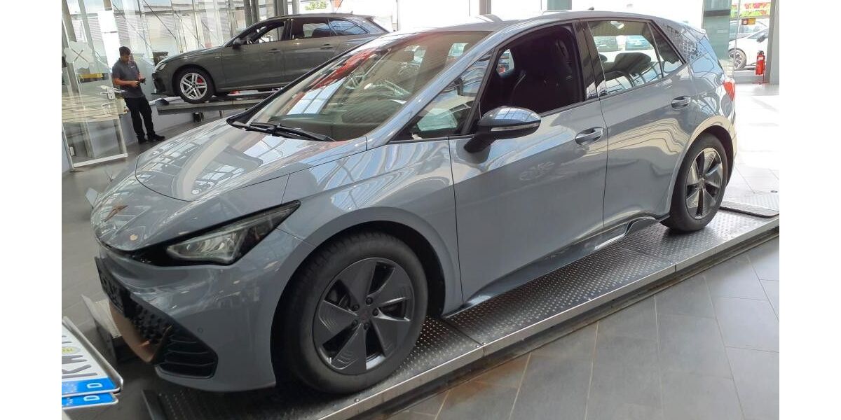 Cupra Born 26.400 km 24.900 &euro; Schleusingen 98553
