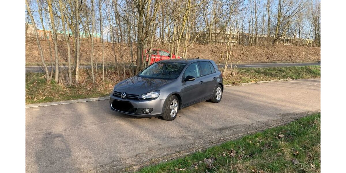 VW Golf 148.000 km 6.950 &euro; Würselen 52146
