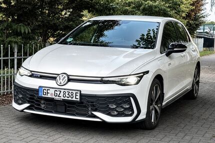 VW Golf 19.900 km 32.800 &euro; Tülau 38474