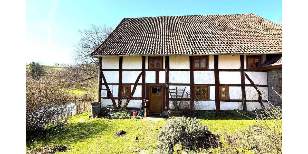 Etagenwohnung Extertal Schönhagen - 5 Zimmer, 150 m&sup2;, 195.000&euro; | Angebot:26055065