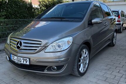 Mercedes B 200