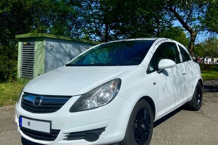 Opel Corsa 163.000 km 2.999 &euro; Remscheid 42897