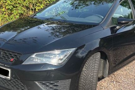 Seat Leon 203.000 km 11.300 &euro; Schwalbach 66773
