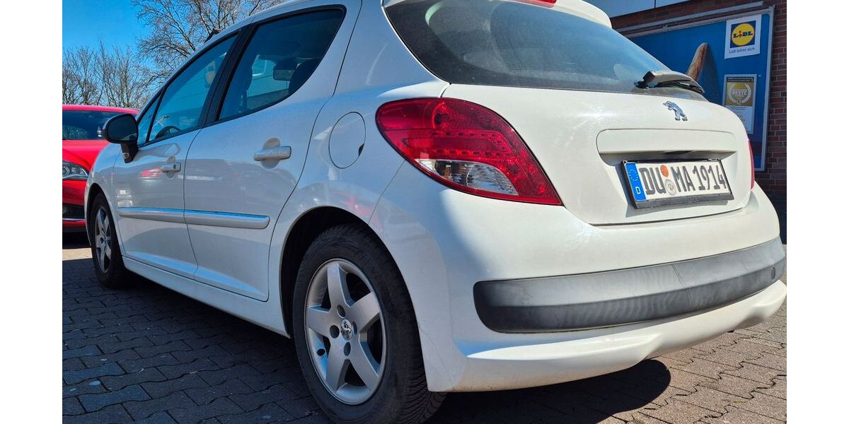 Peugeot 207 84.000 km 3.900 € Duisburg 47179