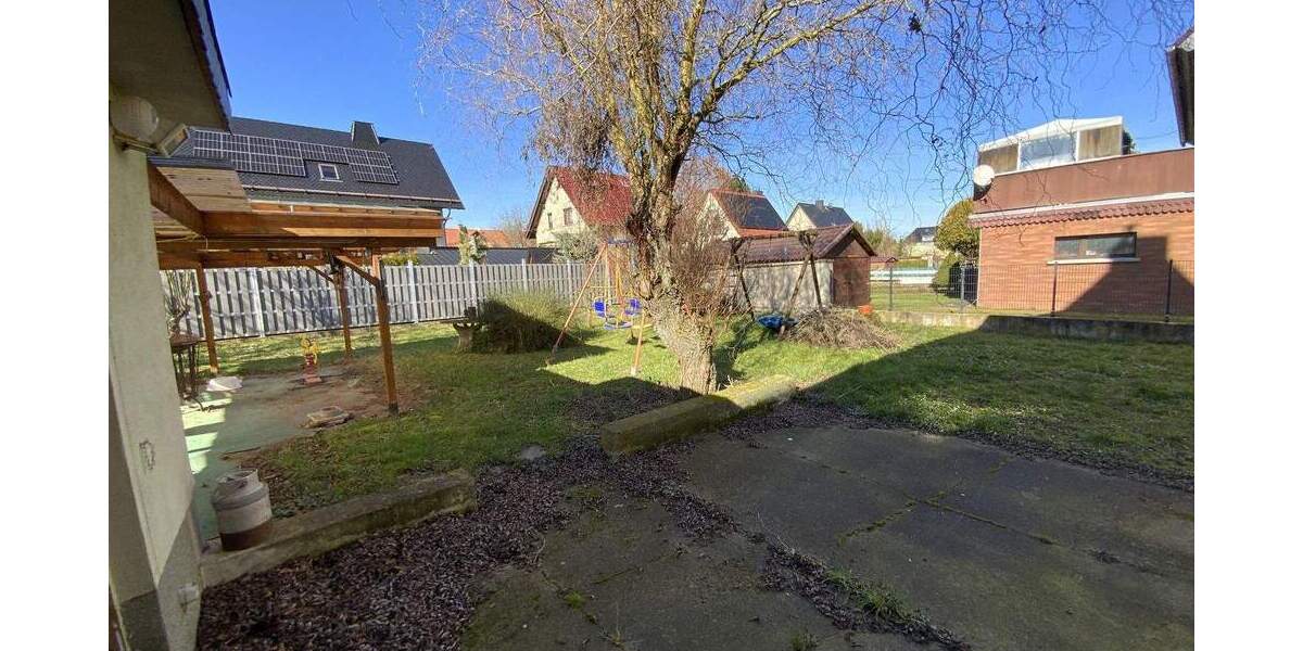 Einfamilienhaus An der Schmücke Heldrungen - 6 Zimmer, 110 m&sup2;, 135.000&euro; | Angebot:25815344