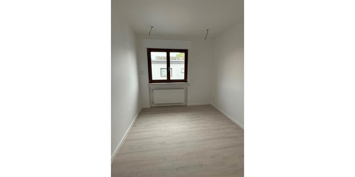 ***Charmanter Bungalow mit Terrasse und Garten*** 4 zimmer