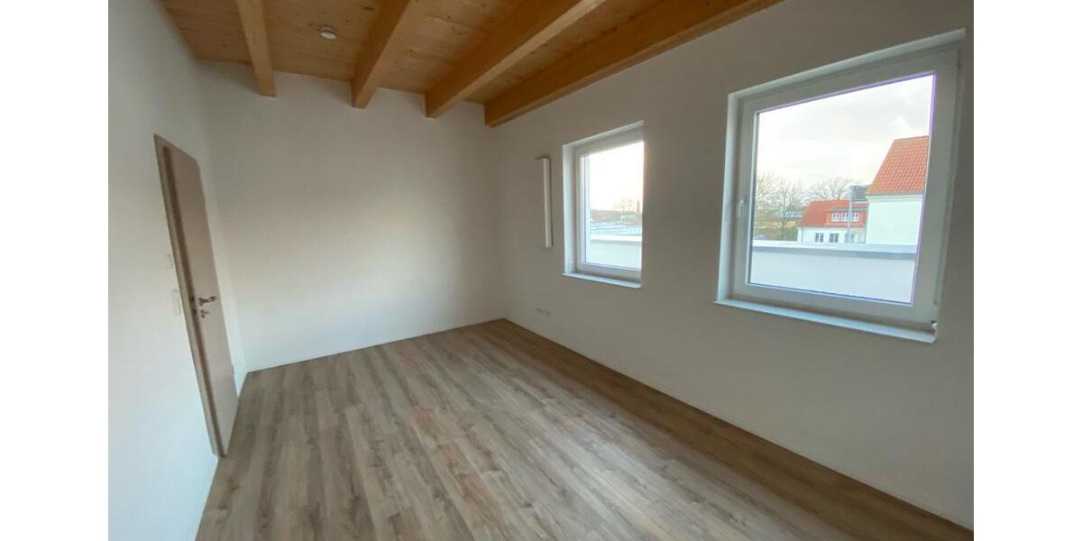 Einfamilienhaus Stralsund Langendorfer Berg - 1.590&euro; | Angebot:26112437