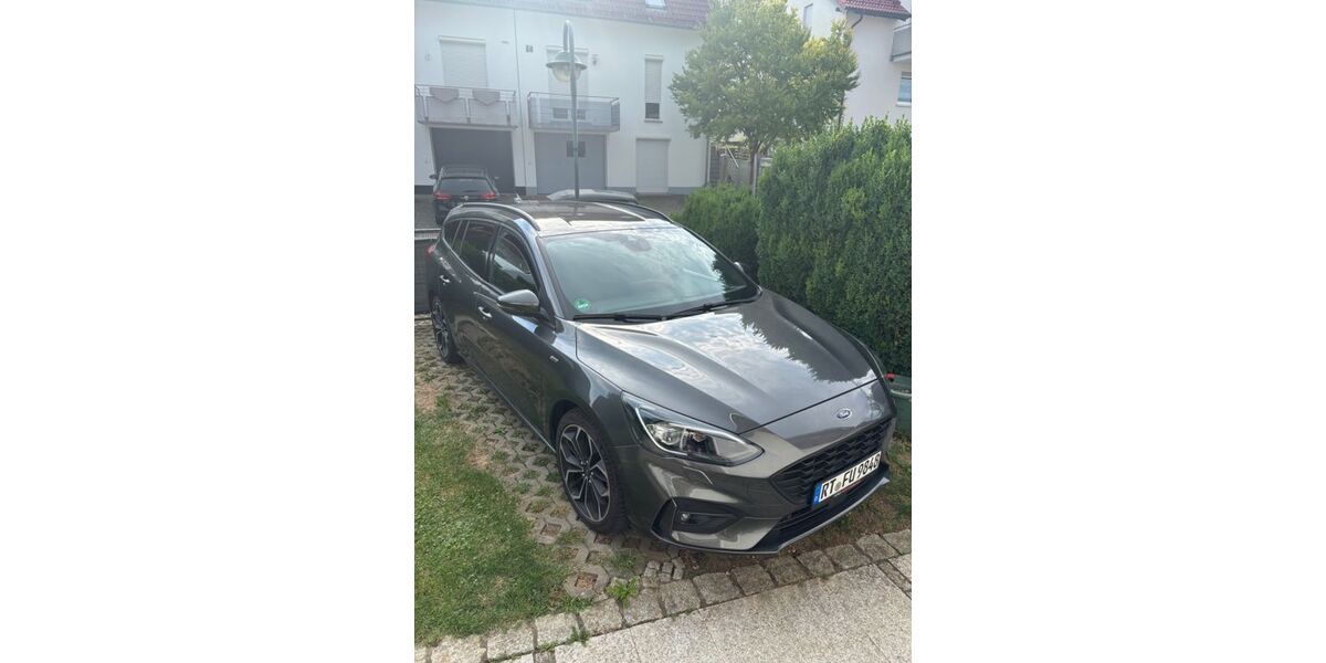 Ford Focus 90.000 km 19.790 &euro; Pliezhausen 72124