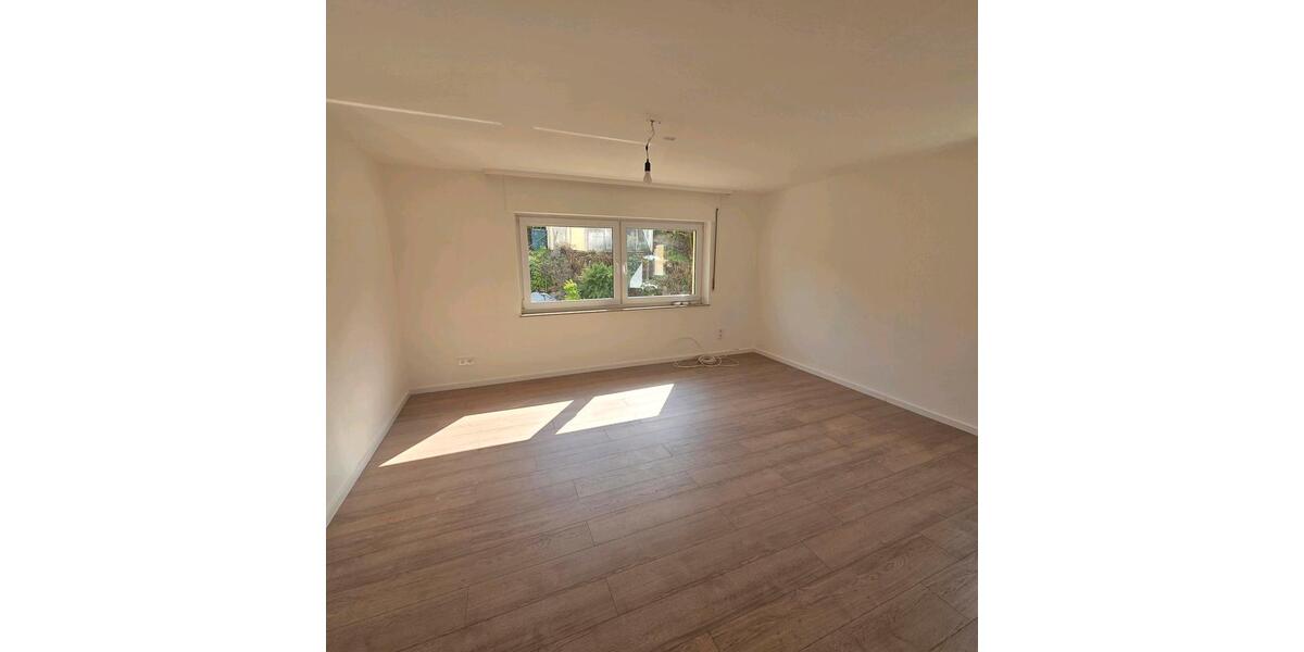 Dachgeschoßwohnung Deizisau - 3 Zimmer, 60 m&sup2;, 840&euro; | Angebot:26411661