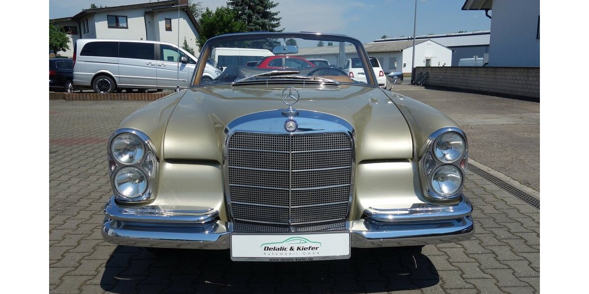 Mercedes-Benz 300 SE Cabriolet Top Original mit 58000 Km 58.000 km 179.000 &euro; Rodgau 63110