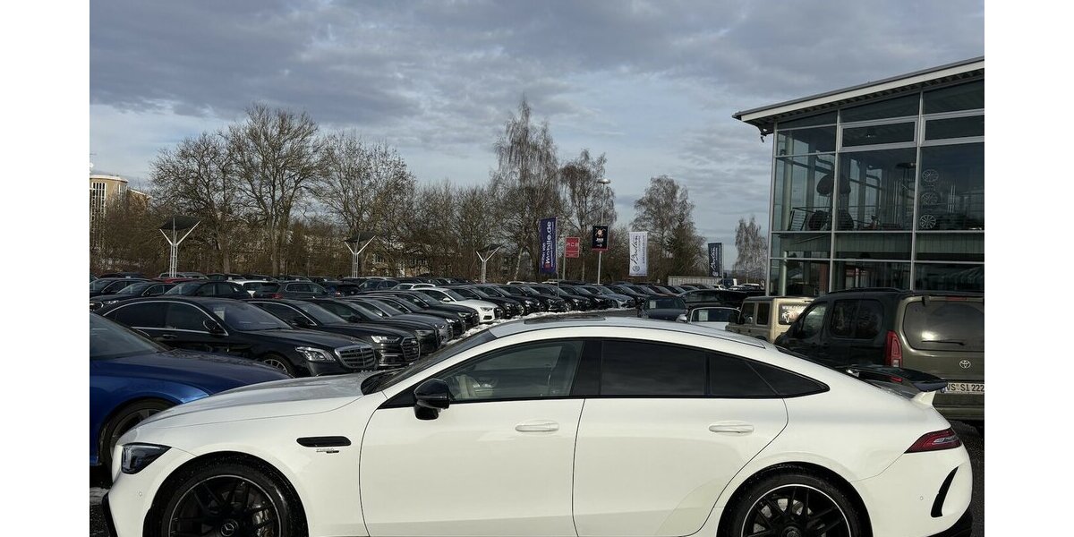 Mercedes-Benz AMG GT 43 AERO-KIT/KLAPPE/BURMESTER/NIGHT/MEMORY 96.338 km 66.900 &euro; Villingen-Schwenningen 78054