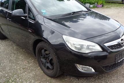 Opel Astra 227.833 km 2.900 € Regensburg 93055