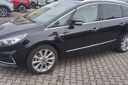 Ford S-Max 52.000 km 32.280 &euro; Kamen 59174