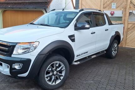 Ford Ranger 135.166 km 20.999 &euro; Helfenbrunn 85414