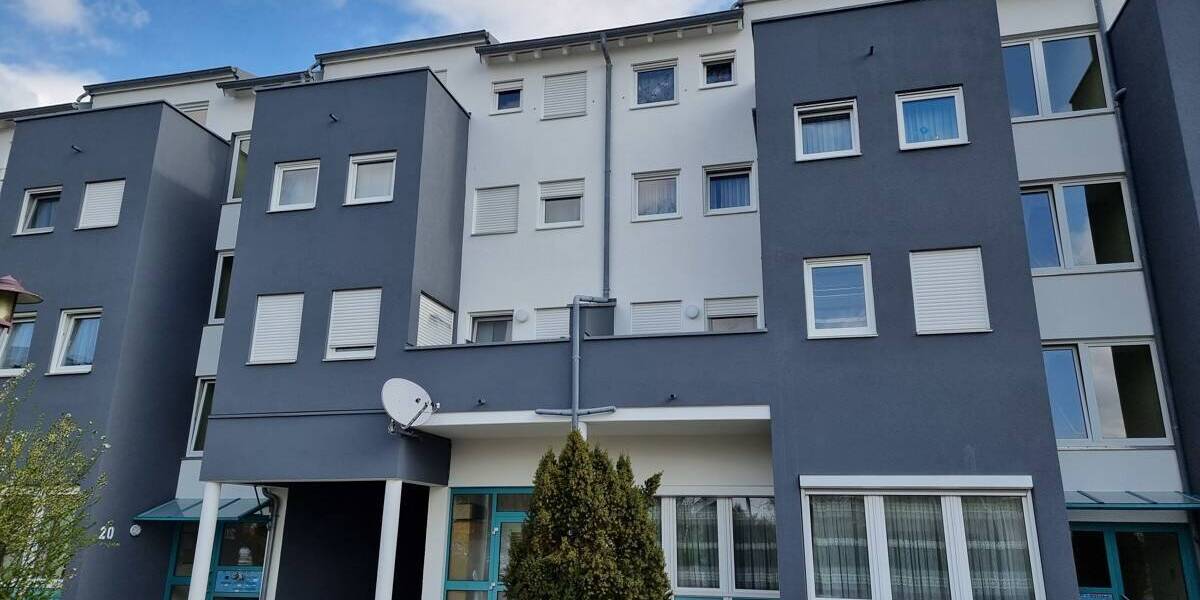 Etagenwohnung Öhringen - 1 Zimmer, 51 m&sup2;, 145.000&euro; | Angebot:26796179