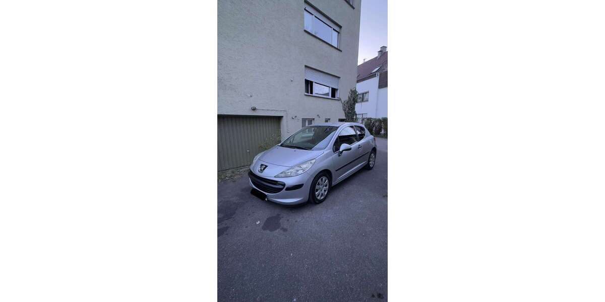 Peugeot 207 131.000 km 2.500 &euro; esslingen 73732
