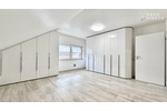 Etagenwohnung Ratingen West - 2 Zimmer, 117 m&sup2;, 1.530&euro; | Angebot:25724943