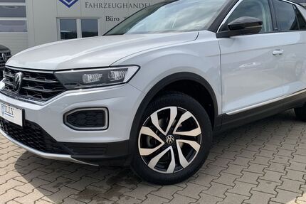 VW T-Roc 37.635 km 25.950 € Hatten | Sandkrug 26209