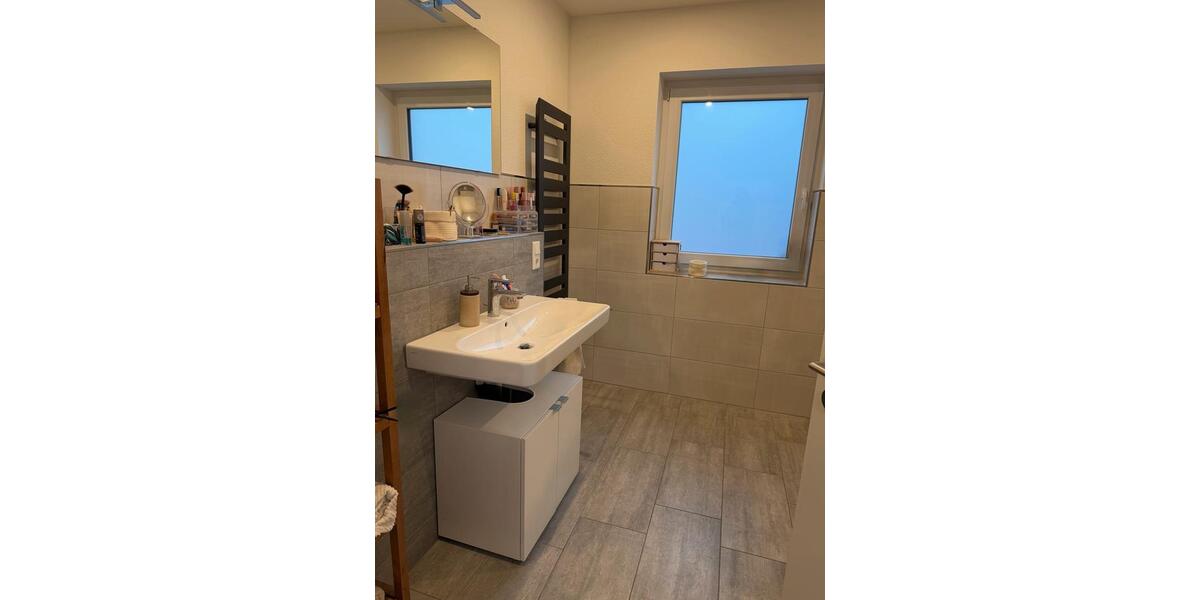 Dachgeschoßwohnung Edewecht - 2 Zimmer, 70 m&sup2;, 1.010&euro; | Angebot:26324468