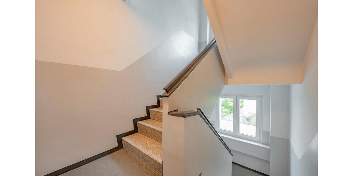Dachgeschoßwohnung Hamburg Alsterdorf - 2 Zimmer, 56 m&sup2;, 365.000&euro; | Angebot:27147275