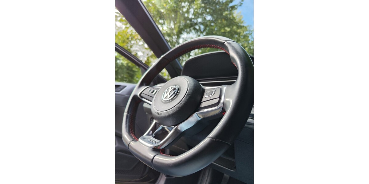 VW Polo 98.000 km 15.500 € Freiberg 09599