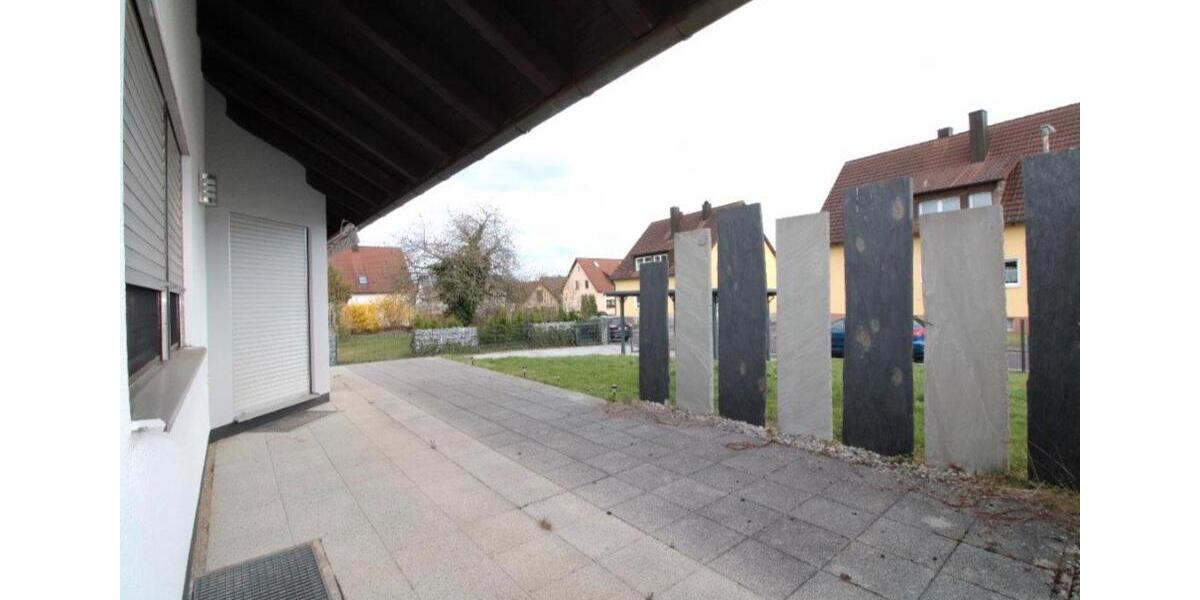 Bungalow Hahnbach - 4 Zimmer, 107 m&sup2;, 350.000&euro; | Angebot:26184223