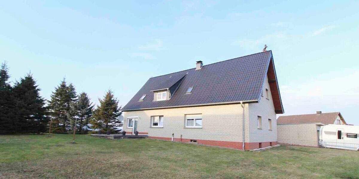 Einfamilienhaus Steinheim Bergheim - 7 Zimmer, 174 m&sup2;, 173.500&euro; | Angebot:25277897