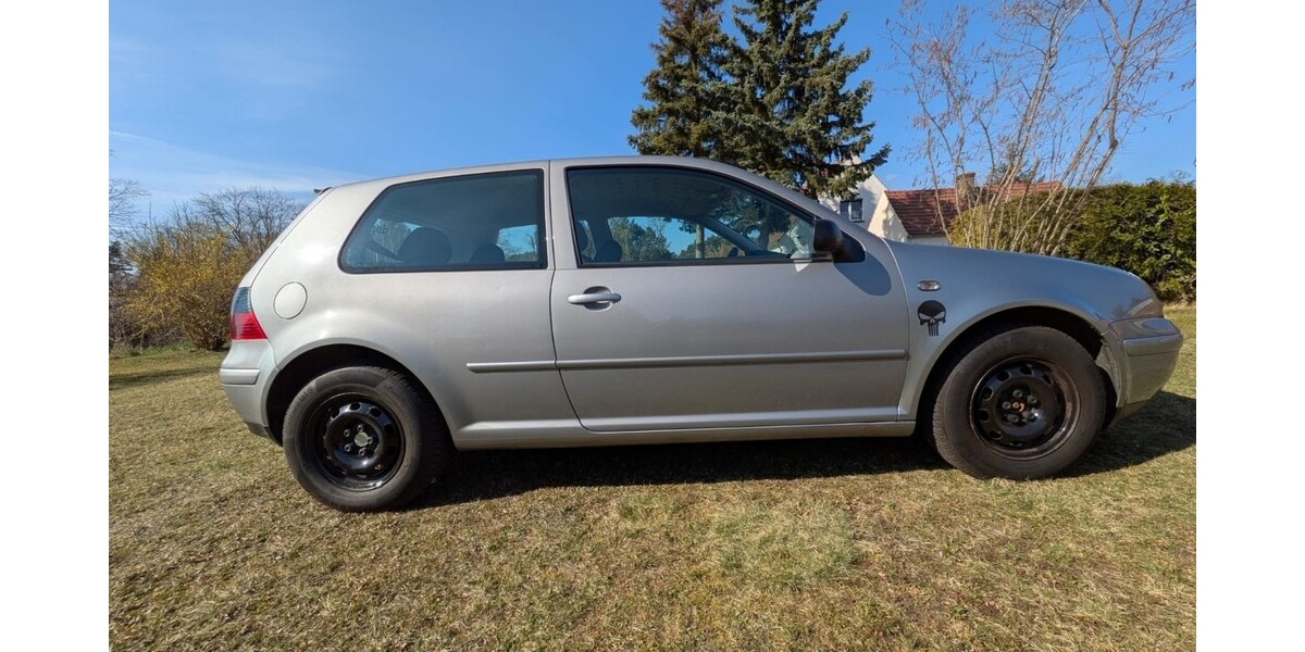 VW Golf 214.503 km 1.999 &euro; Hähnichen 02923