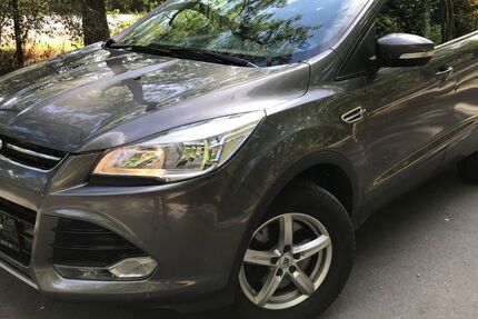 Ford Kuga 55.000 km 13.490 &euro; Stockstadt 63811