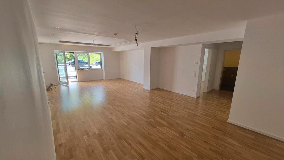 Erdgeschoßwohnung Riegelsberg - 2.5 Zimmer, 95 m&sup2;, 950&euro; | Angebot:26409536
