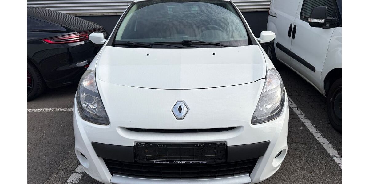 Renault Clio 152.565 km 2.900 &euro; Siegen 57078