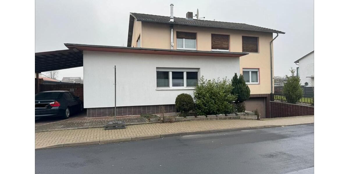 Mehrfamilienhaus mit 4 Wohneinheiten in Kirchhain zimmer