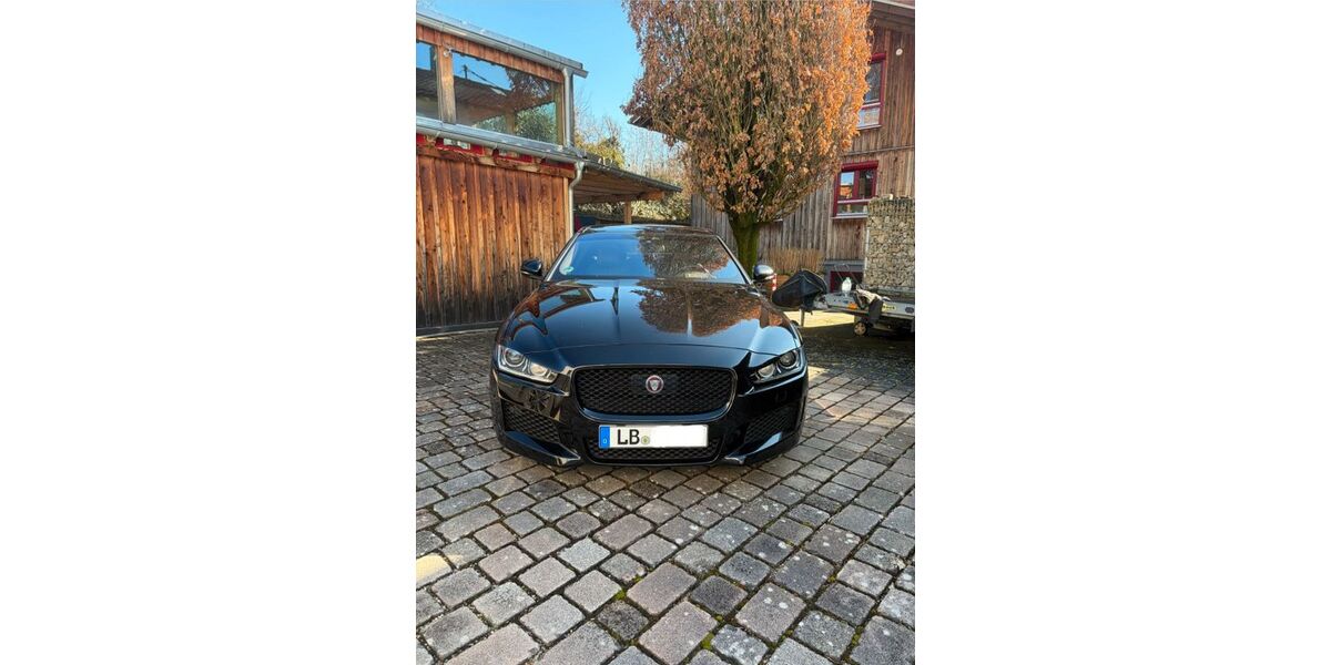 Jaguar XE 158.500 km 20.299 &euro; Sachsenheim 74343