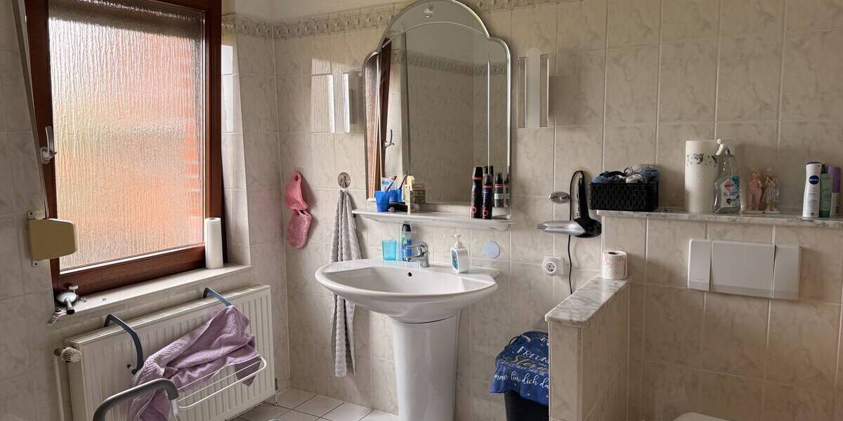 Zimmer Weyhe Melchiorshausen - 4 Zimmer, 140 m&sup2;, 890&euro; | Angebot:26218742