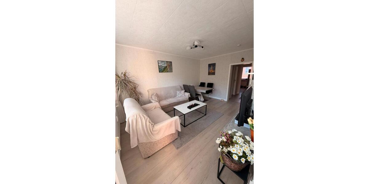 Etagenwohnung Kiel Gaarden-Ost - 3 Zimmer, 63 m&sup2;, 165.000&euro; | Angebot:27098574