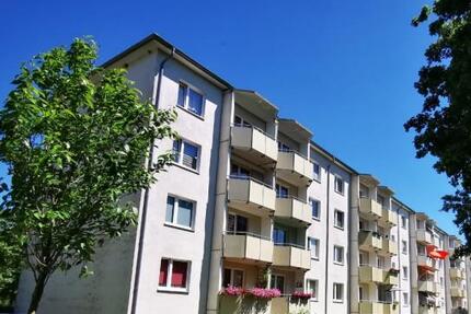 Wohnung Güstrow - 3 Zimmer, 62 m&sup2;, 470&euro; | Angebot:26190165